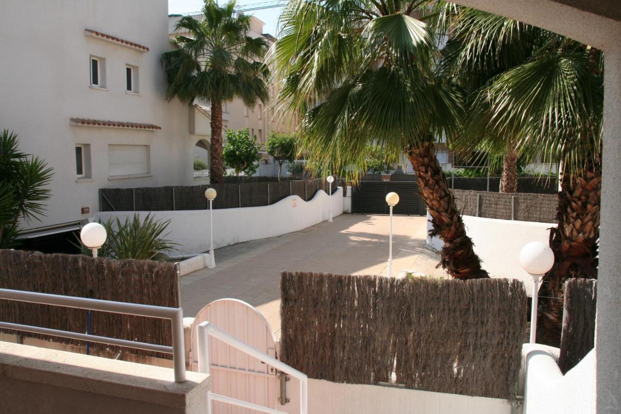 R142 Manila Resort Central Calafell Exterior foto