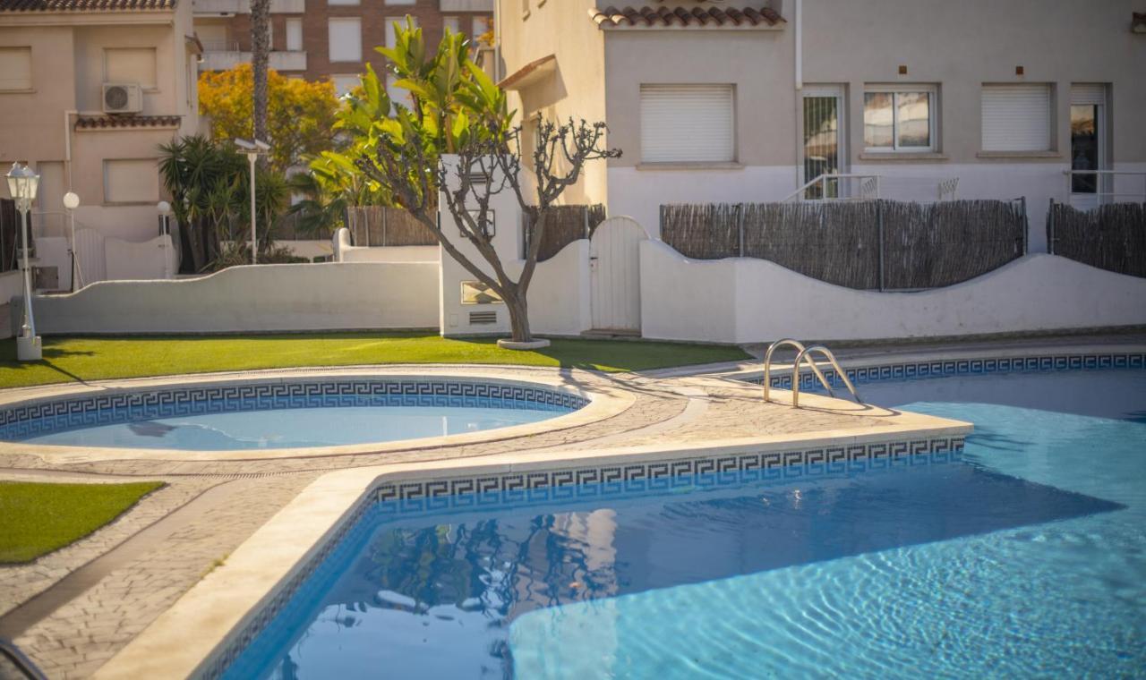 R142 Manila Resort Central Calafell Exterior foto